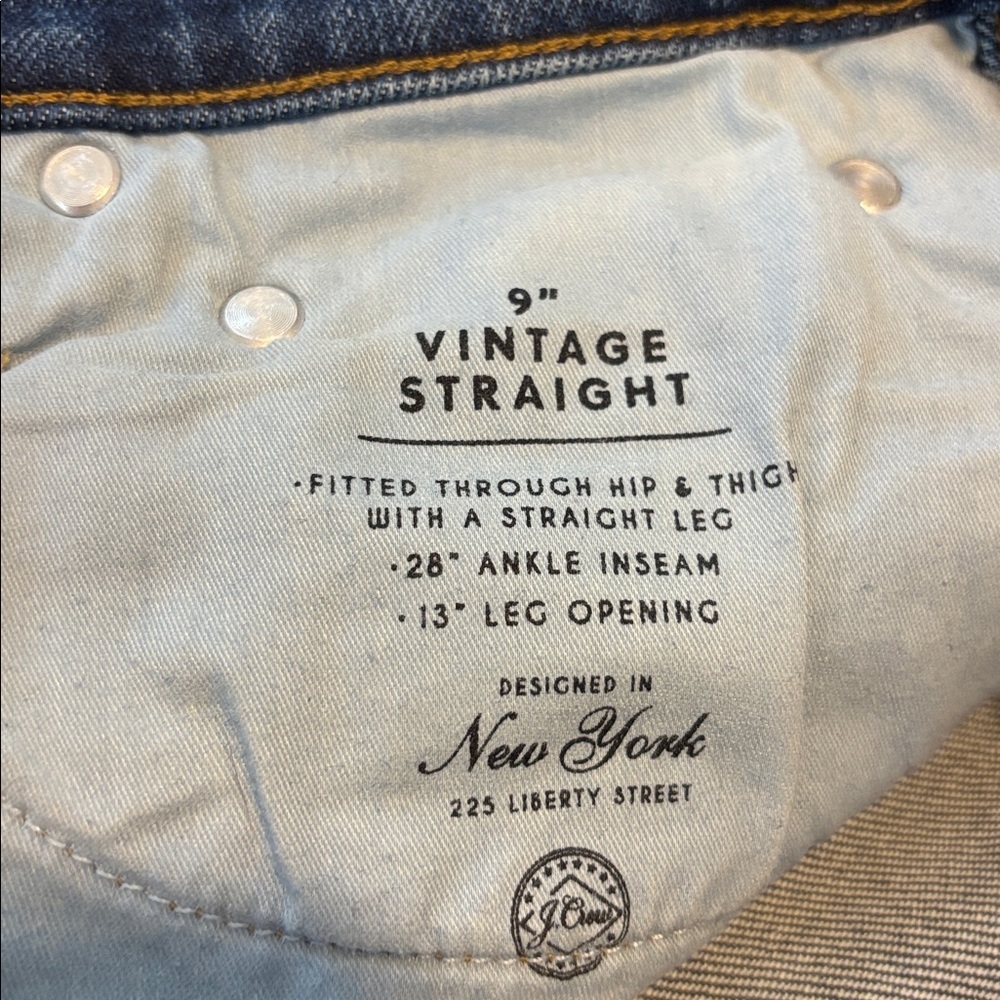 J. Crew 9" Mid Rise Vintage Slim Straight Jeans in Catskill Size 29 - Picture 5 of 7